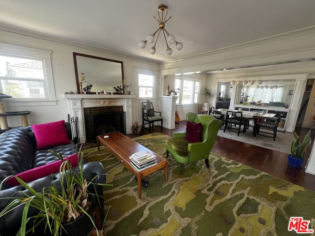 property at 1438 S Norton Ave