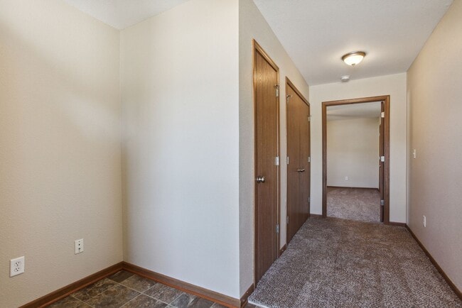 1218 NW Willow Dr in Grain Valley, MO - Building Photo - Building Photo
