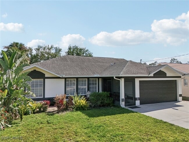 1570 Golden Gate Blvd W in Naples, FL - Building Photo - Building Photo