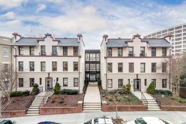 Coronado Condominiums in Washington, DC - Building Photo - Building Photo