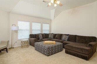 1610 Thunder Lake Ln in Sugar Land, TX - Building Photo - Building Photo