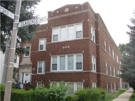 2302 Clarence Ave in Berwyn, IL - Building Photo