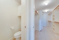 5941 S Loop E photo'