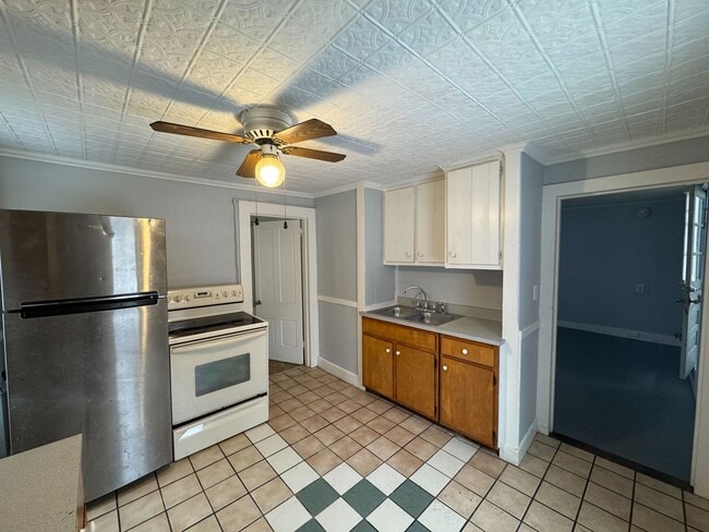 property at 16 Union St