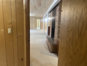 8724 Minnetonka Blvd in Minneapolis, MN - Foto de edificio - Building Photo