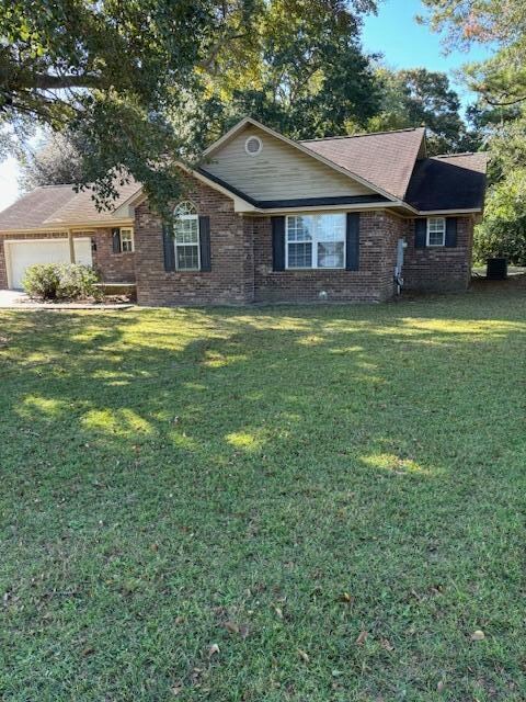 70 Mystic Ct in Dalzell, SC - Building Photo