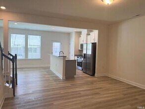 2007 Nandina Trl in Durham, NC - Foto de edificio - Building Photo