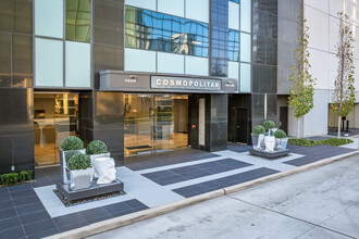 Cosmopolitan Condos in Houston, TX - Building Photo - Building Photo