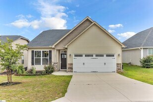 111 Royal Pine Wy. in Greer, SC - Building Photo
