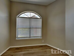 10218 Basin Field Dr in San Antonio, TX - Building Photo - Building Photo