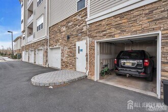 137 Tower Blvd in Piscataway, NJ - Building Photo - Building Photo