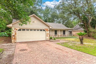 822 St Joseph Cove in Niceville, FL - Building Photo - Building Photo