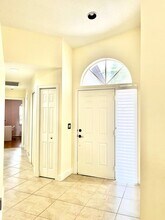 8195 Vía Bella in Boca Raton, FL - Building Photo - Building Photo