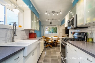 2779 Mountview St in Abbotsford, BC - Building Photo - Building Photo