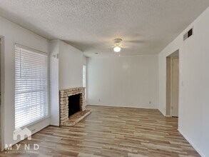 6802 Neston Dr in San Antonio, TX - Building Photo - Building Photo