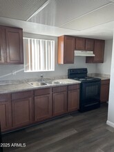 2301 N 28th St in Phoenix, AZ - Building Photo - Building Photo