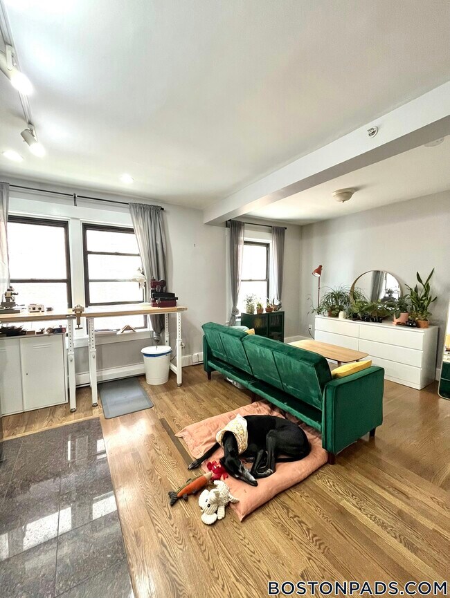 property at 90 Warrenton St