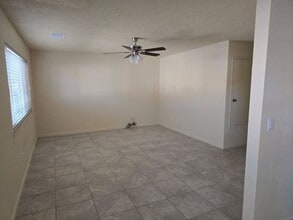 43358 27th St W in Lancaster, CA - Building Photo - Building Photo