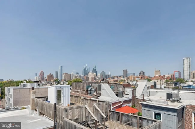 635 Fitzwater St in Philadelphia, PA - Building Photo - Building Photo