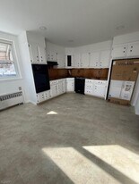 98 Broughton Ave in Bloomfield, NJ - Building Photo