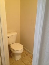 245 F St in Los Banos, CA - Building Photo - Building Photo