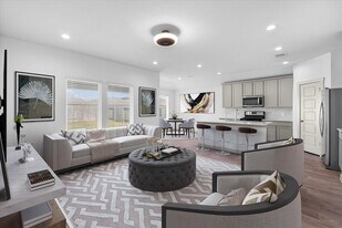 8102 Buck Ln in Arcola, TX - Building Photo