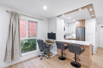 1545 E 2nd Ave in Vancouver, BC - Building Photo - Building Photo