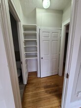 3514 14th Ave S, Unit 208 in Minneapolis, MN - Building Photo - Building Photo