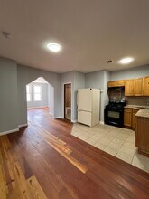565 Ocean Ave, Unit 2 in Jersey City, NJ - Building Photo - Building Photo