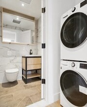 207 E 4th St, Unit 4A in New York, NY - Building Photo - Building Photo