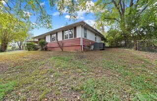 1829 River Dr in Nashville, TN - Building Photo