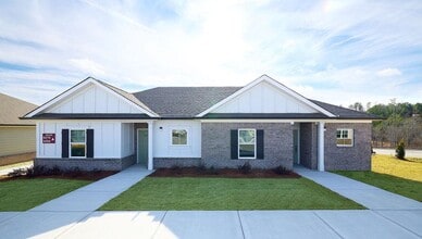 The Station at Lenoir City in Lenoir City, TN - Foto de edificio - Building Photo