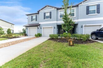 7010 Ripple Pond Lp in Zephyrhills, FL - Building Photo - Building Photo