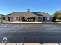 8905 Poppey Pl in Yukon, OK - Building Photo - Building Photo