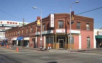 301-307 Ord St in Los Angeles, CA - Building Photo - Building Photo