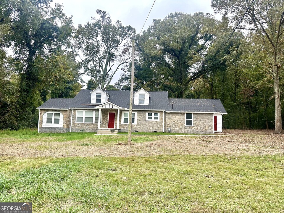 1644 Williamson Rd in Griffin, GA - Building Photo