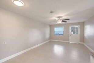 3147 Naylor Terrace in Fort Pierce, FL - Building Photo