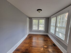 921 Spring Garden St in Greensboro, NC - Building Photo - Building Photo
