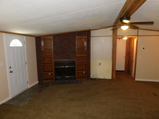 112 Longleaf St in Newport, NC - Building Photo - Building Photo