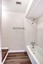 3623 Stables Ln in Dallas, TX - Building Photo - Building Photo