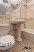 7838 S Ellis Ave, Unit 1 in Chicago, IL - Foto de edificio - Building Photo