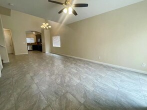 8905 Tom Noon Ave in Las Vegas, NV - Building Photo - Building Photo