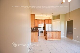 345 W Cypress Cove Cir in Davie, FL - Building Photo - Building Photo