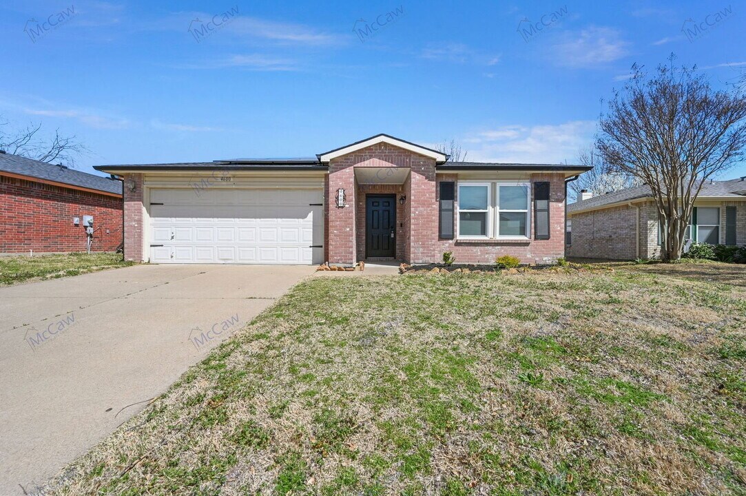 4600 Cedar Crest Dr in McKinney, TX - Building Photo