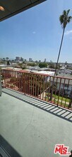 1215 S Bedford St in Los Angeles, CA - Building Photo - Building Photo