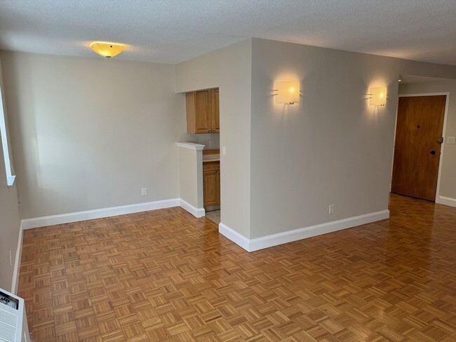 100 Marion St in Brookline, MA - Building Photo - Building Photo