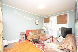 117 Sutherland Rd, Unit N in Boston, MA - Building Photo - Building Photo