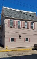 1400 Middle St, Unit 1 in Pittsburgh, PA - Building Photo