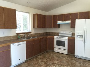 5610 N Malta St in Newman Lake, WA - Building Photo - Building Photo