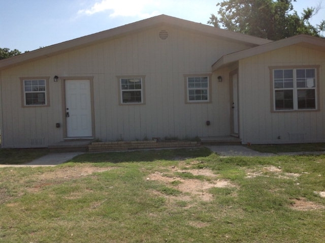 Tom Green Triplex in Odessa, TX - Building Photo